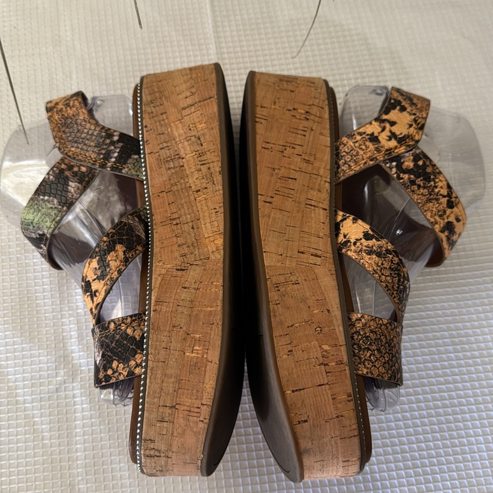 FRANCO SARTO Platform Wedge Sandals, Velcro Strap. Women's Size 8M - Picture 4 of 10